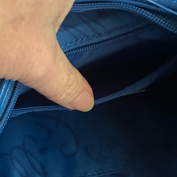 VERA BRADLEY. $10 with bundle!!FRILL PURSE-SHOULDER BAG 💼 - Picture 4 of 8